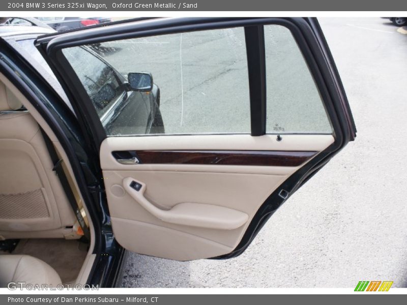 Oxford Green Metallic / Sand 2004 BMW 3 Series 325xi Wagon