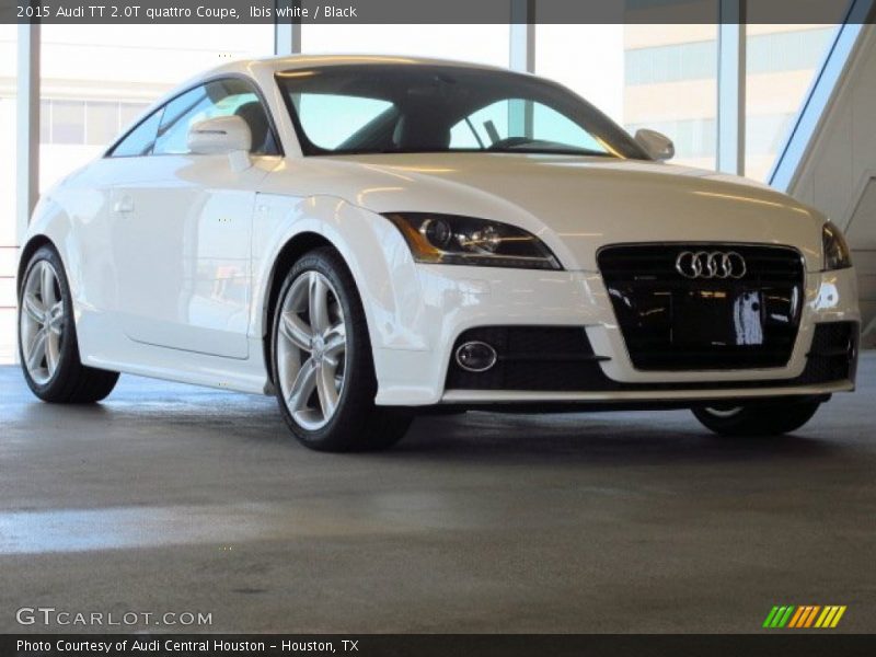 Front 3/4 View of 2015 TT 2.0T quattro Coupe