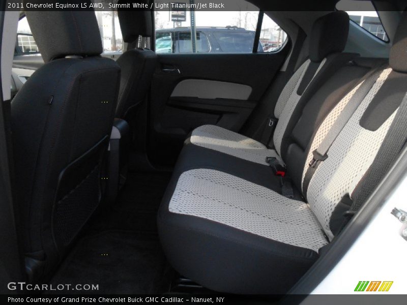 Summit White / Light Titanium/Jet Black 2011 Chevrolet Equinox LS AWD