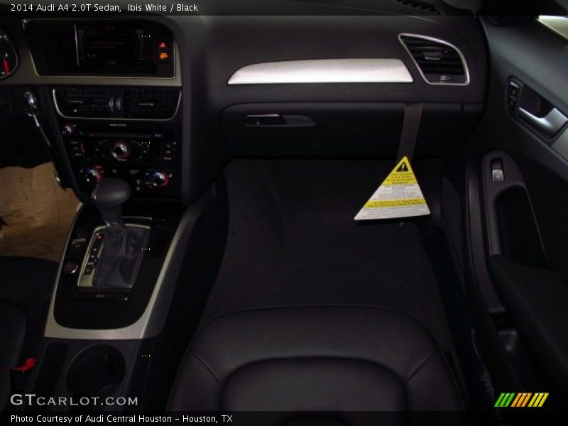 Ibis White / Black 2014 Audi A4 2.0T Sedan