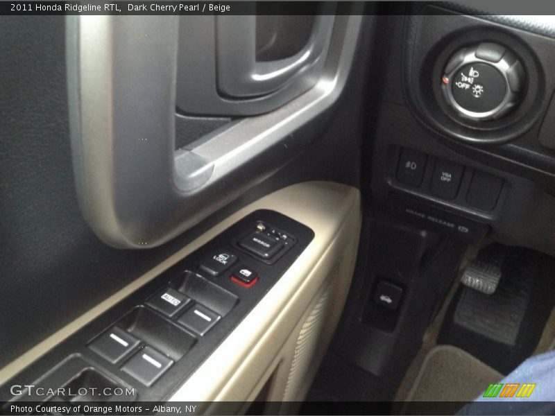 Dark Cherry Pearl / Beige 2011 Honda Ridgeline RTL
