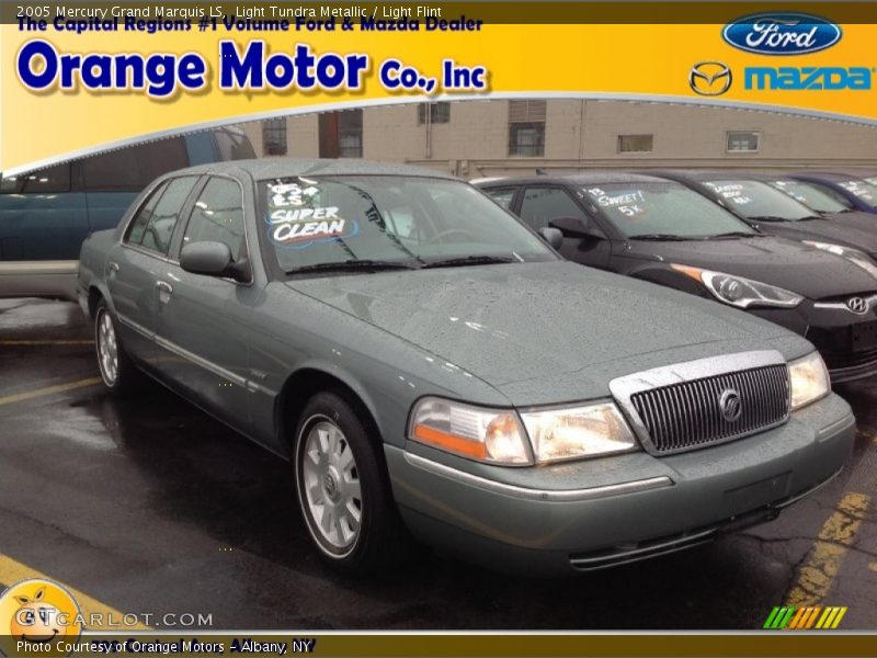Light Tundra Metallic / Light Flint 2005 Mercury Grand Marquis LS