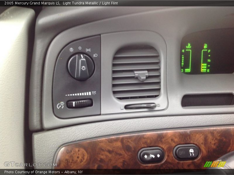 Light Tundra Metallic / Light Flint 2005 Mercury Grand Marquis LS