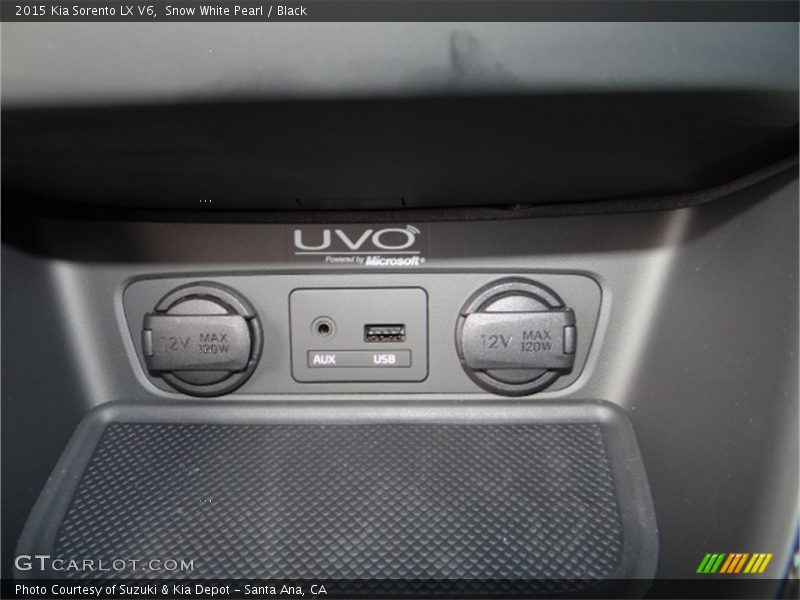 Snow White Pearl / Black 2015 Kia Sorento LX V6