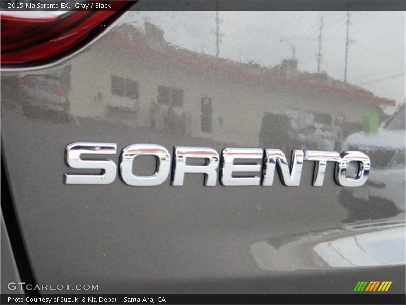 Gray / Black 2015 Kia Sorento EX