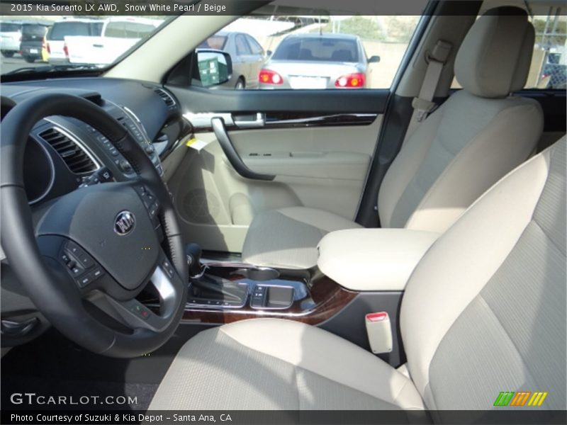 Snow White Pearl / Beige 2015 Kia Sorento LX AWD