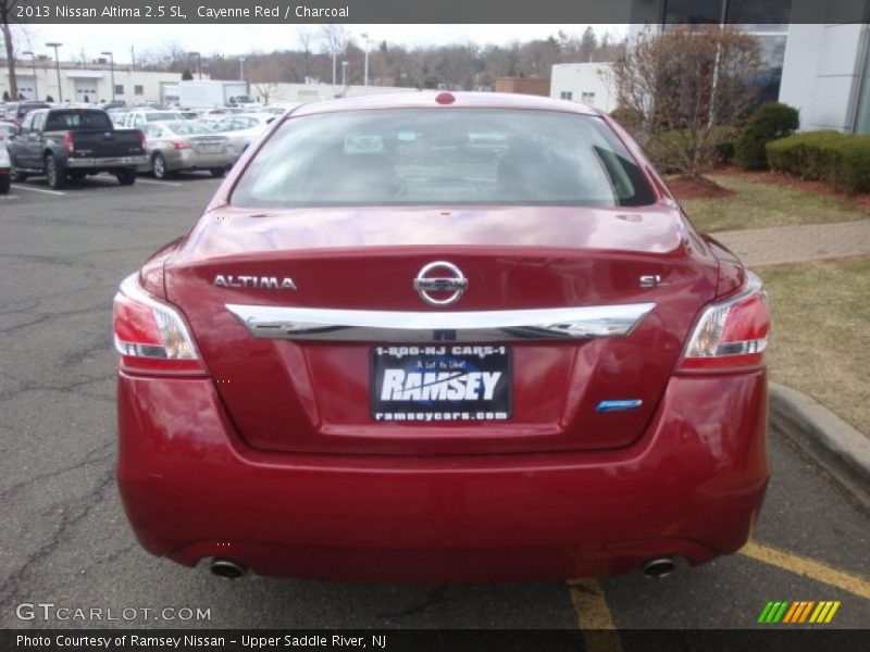 Cayenne Red / Charcoal 2013 Nissan Altima 2.5 SL
