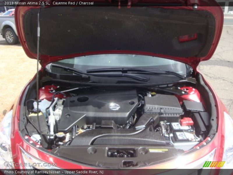 Cayenne Red / Charcoal 2013 Nissan Altima 2.5 SL