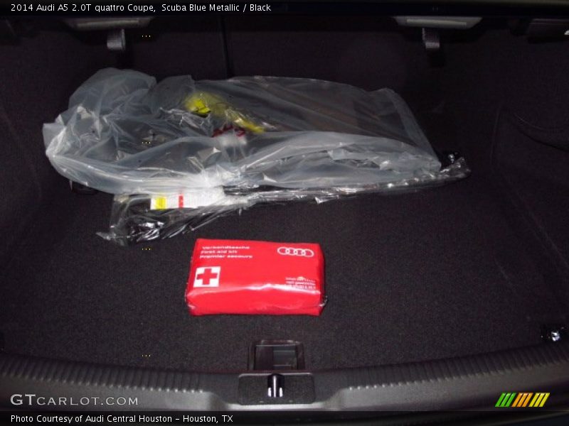 Scuba Blue Metallic / Black 2014 Audi A5 2.0T quattro Coupe