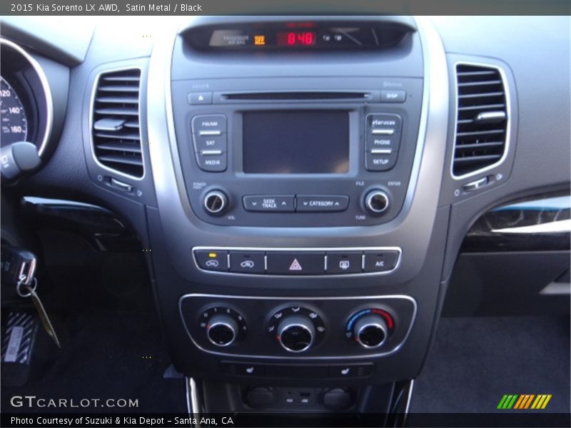 Satin Metal / Black 2015 Kia Sorento LX AWD
