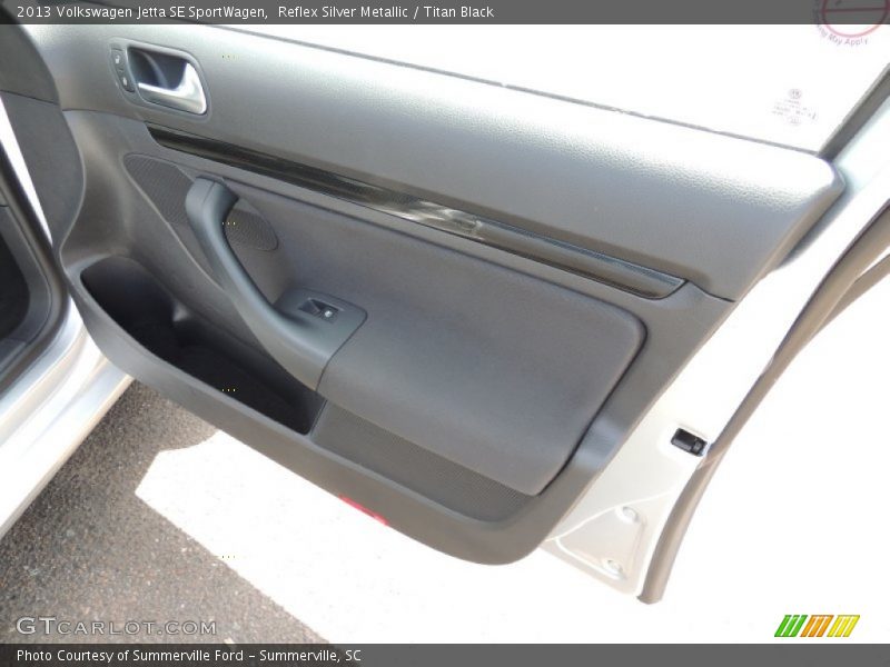 Reflex Silver Metallic / Titan Black 2013 Volkswagen Jetta SE SportWagen