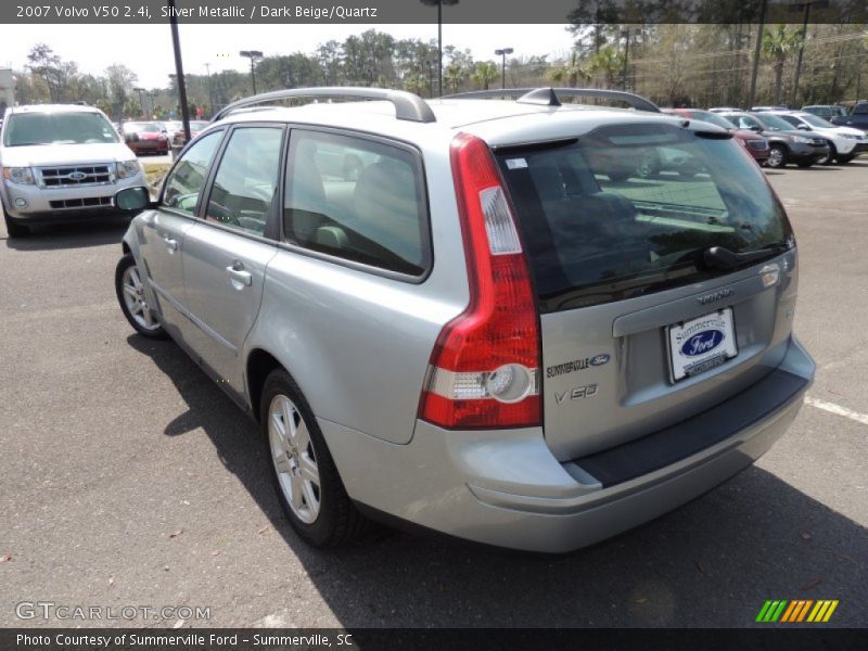 Silver Metallic / Dark Beige/Quartz 2007 Volvo V50 2.4i