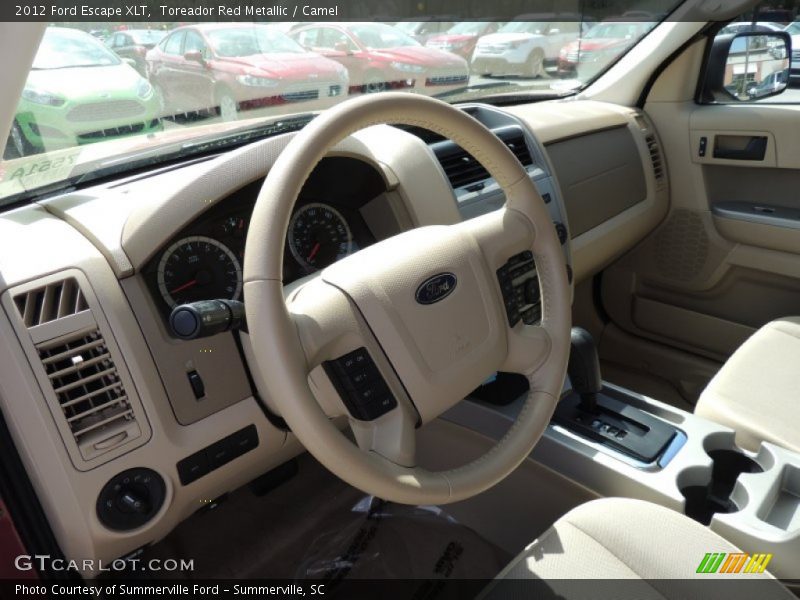 Toreador Red Metallic / Camel 2012 Ford Escape XLT