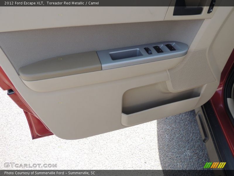 Toreador Red Metallic / Camel 2012 Ford Escape XLT
