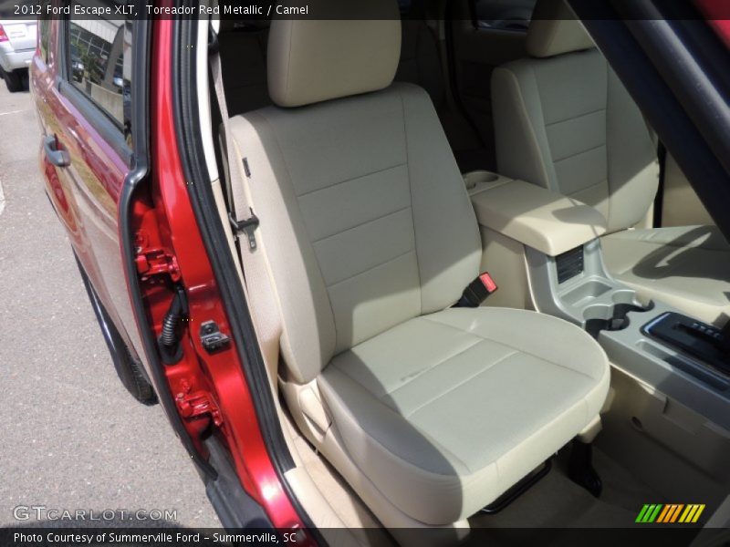 Toreador Red Metallic / Camel 2012 Ford Escape XLT