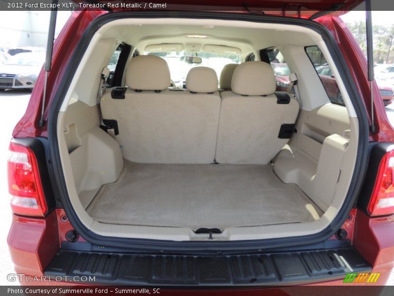 Toreador Red Metallic / Camel 2012 Ford Escape XLT