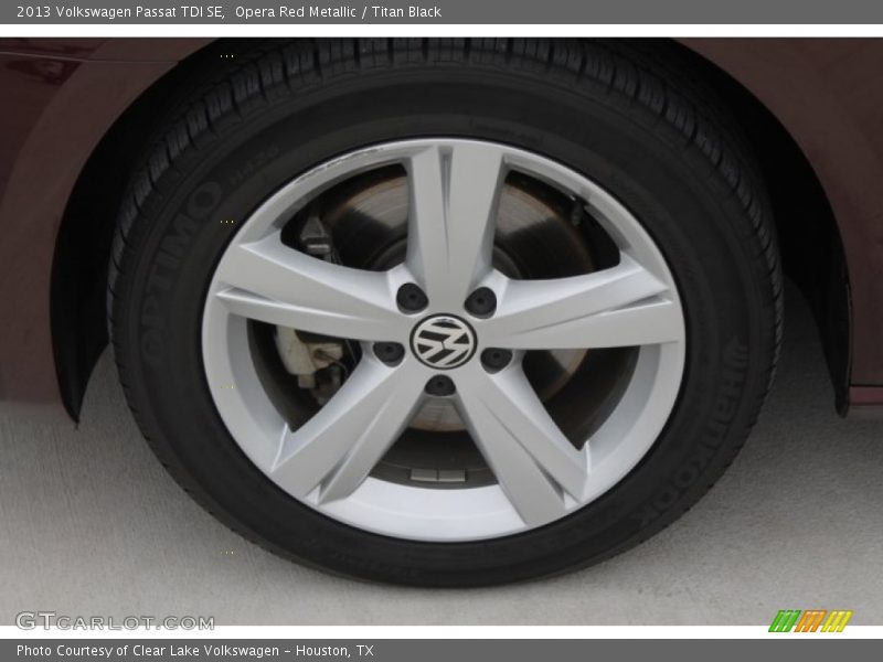 Opera Red Metallic / Titan Black 2013 Volkswagen Passat TDI SE