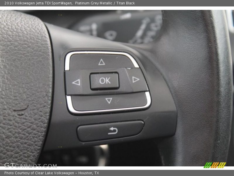Controls of 2010 Jetta TDI SportWagen