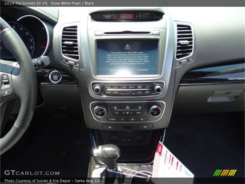 Snow White Pearl / Black 2014 Kia Sorento SX V6
