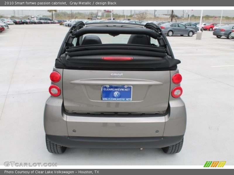 Gray Metallic / design Black 2010 Smart fortwo passion cabriolet