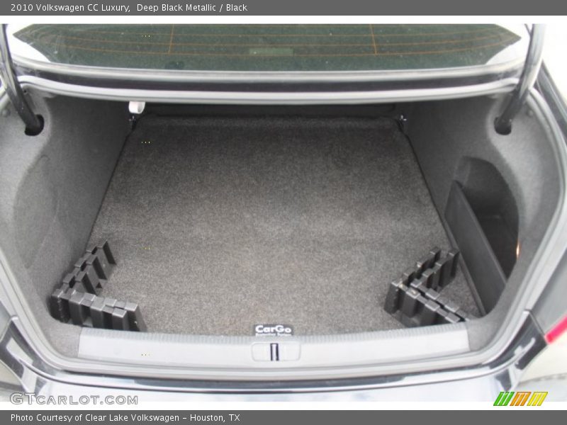 Deep Black Metallic / Black 2010 Volkswagen CC Luxury