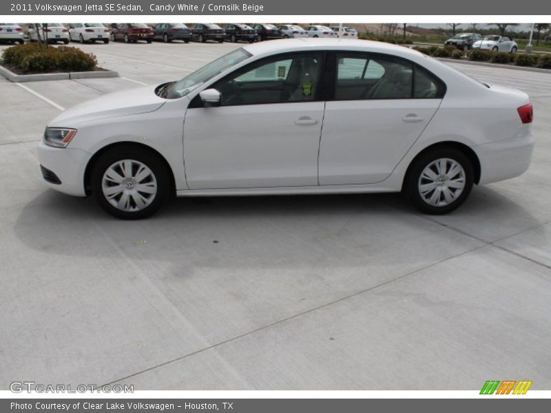 Candy White / Cornsilk Beige 2011 Volkswagen Jetta SE Sedan