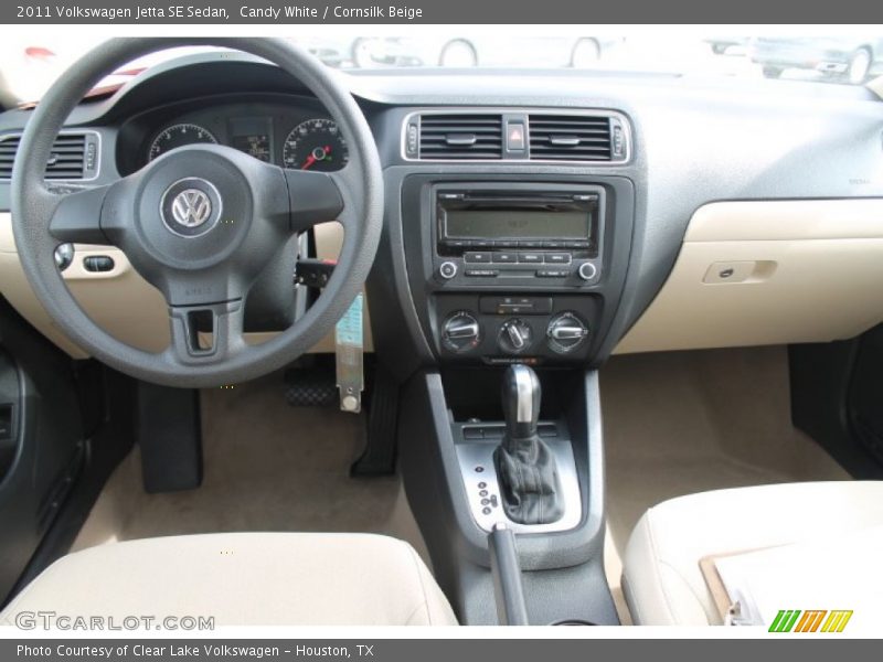 Candy White / Cornsilk Beige 2011 Volkswagen Jetta SE Sedan