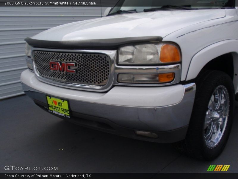 Summit White / Neutral/Shale 2003 GMC Yukon SLT