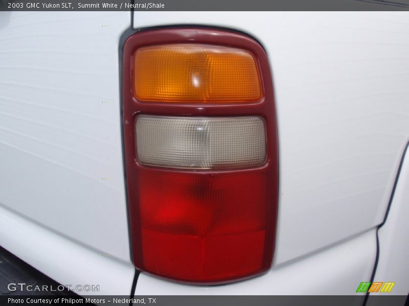 Summit White / Neutral/Shale 2003 GMC Yukon SLT