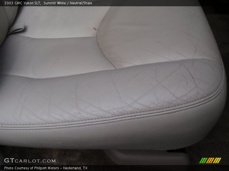 Summit White / Neutral/Shale 2003 GMC Yukon SLT