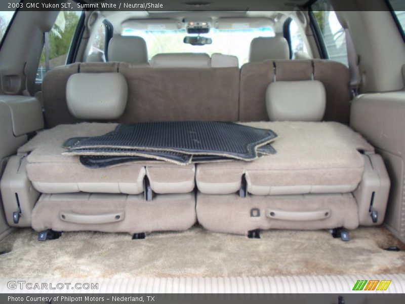 Summit White / Neutral/Shale 2003 GMC Yukon SLT