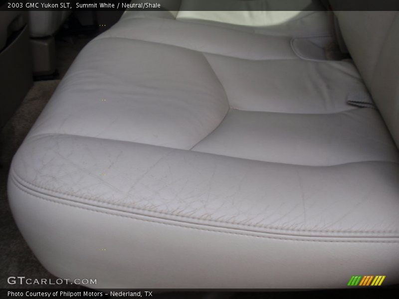Summit White / Neutral/Shale 2003 GMC Yukon SLT