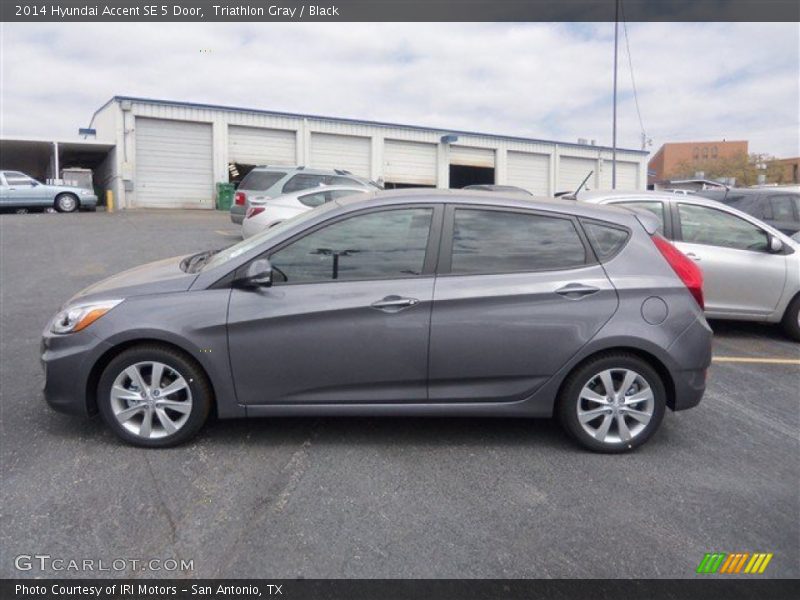  2014 Accent SE 5 Door Triathlon Gray