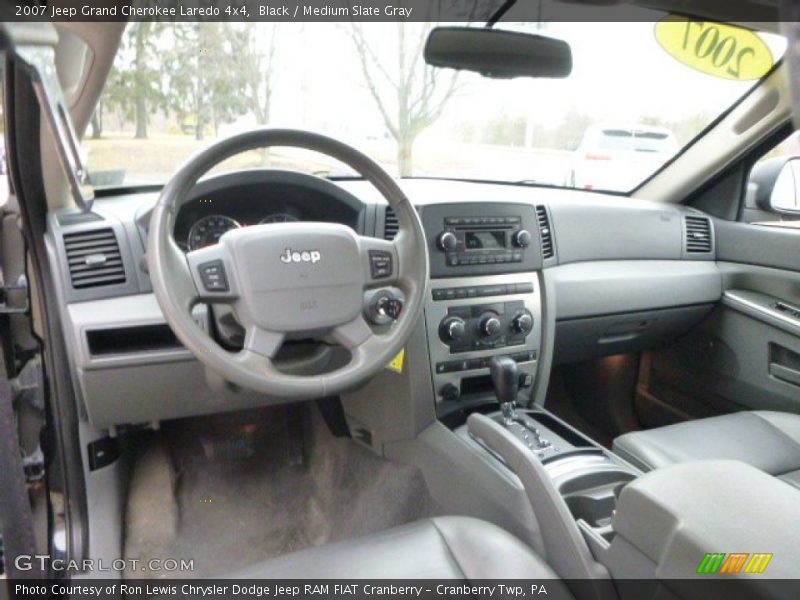 Black / Medium Slate Gray 2007 Jeep Grand Cherokee Laredo 4x4