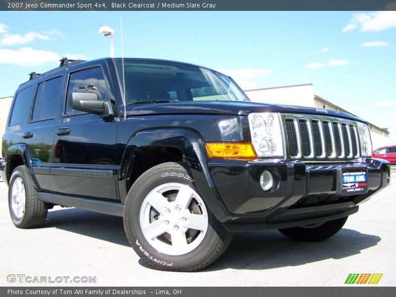 Black Clearcoat / Medium Slate Gray 2007 Jeep Commander Sport 4x4
