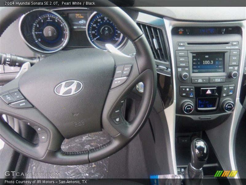 Pearl White / Black 2014 Hyundai Sonata SE 2.0T