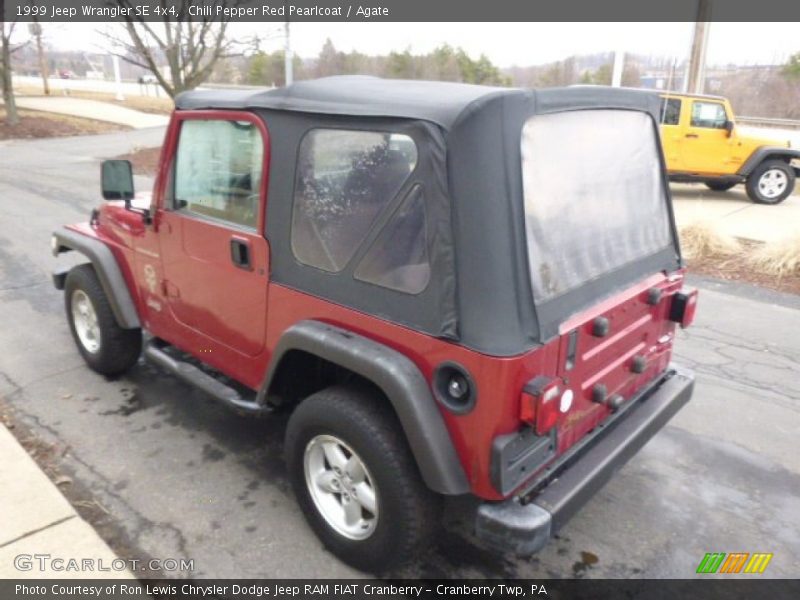 Chili Pepper Red Pearlcoat / Agate 1999 Jeep Wrangler SE 4x4