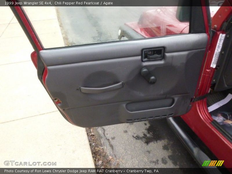 Chili Pepper Red Pearlcoat / Agate 1999 Jeep Wrangler SE 4x4