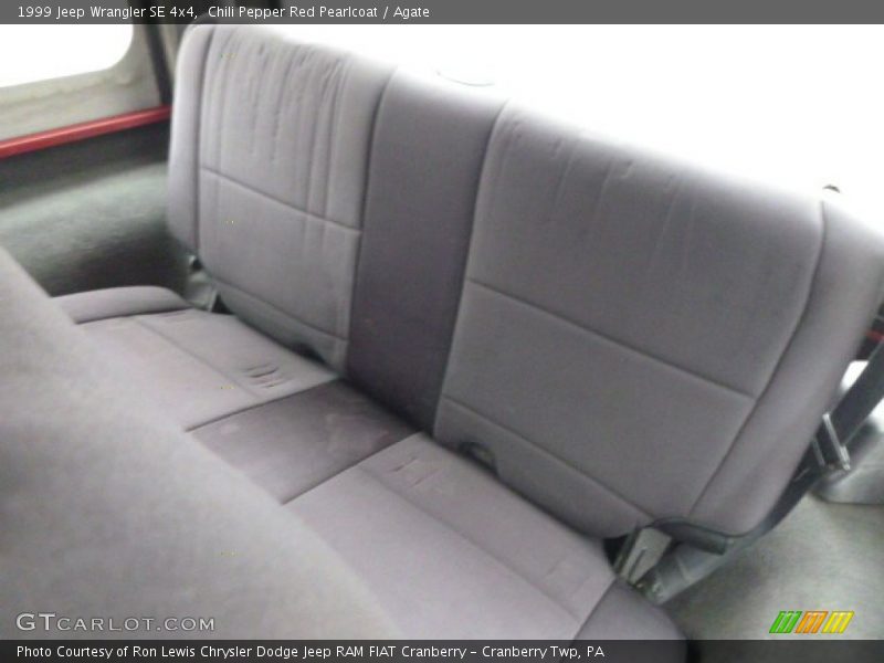 Chili Pepper Red Pearlcoat / Agate 1999 Jeep Wrangler SE 4x4