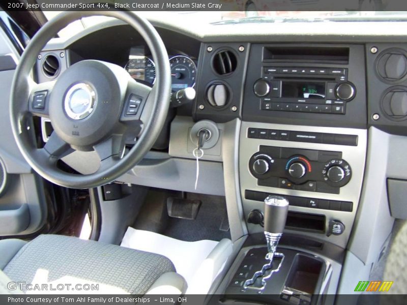 Black Clearcoat / Medium Slate Gray 2007 Jeep Commander Sport 4x4