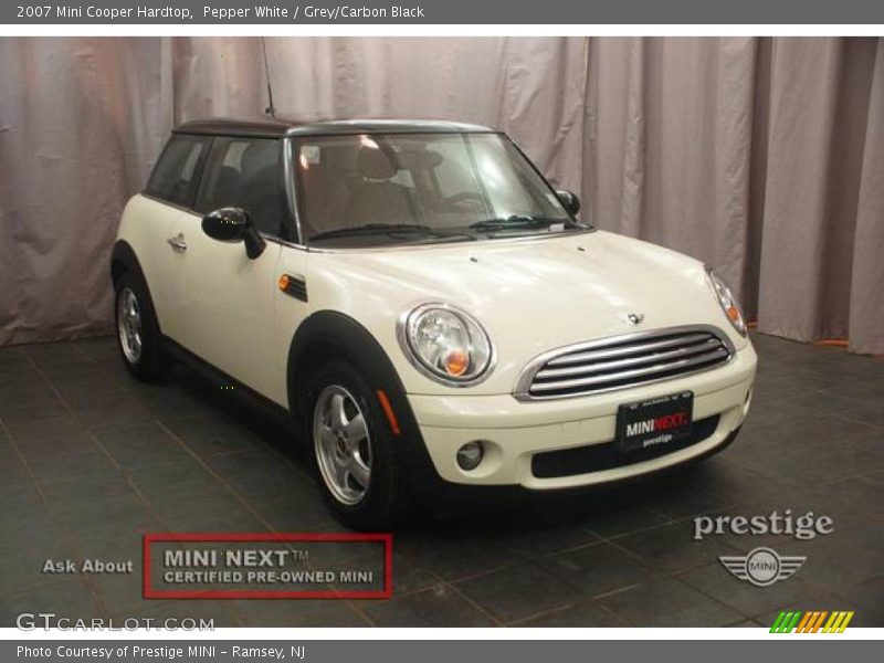 Pepper White / Grey/Carbon Black 2007 Mini Cooper Hardtop