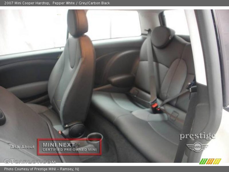 Pepper White / Grey/Carbon Black 2007 Mini Cooper Hardtop