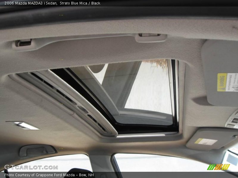 Strato Blue Mica / Black 2006 Mazda MAZDA3 i Sedan