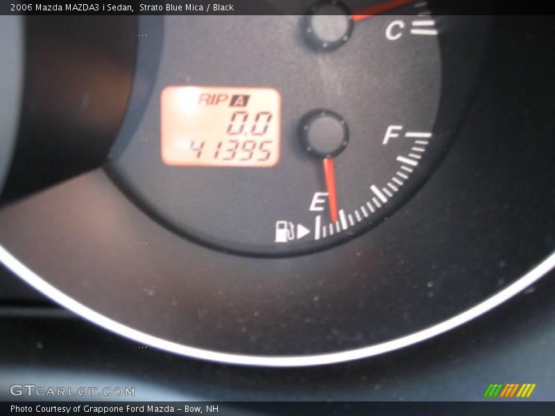 Strato Blue Mica / Black 2006 Mazda MAZDA3 i Sedan