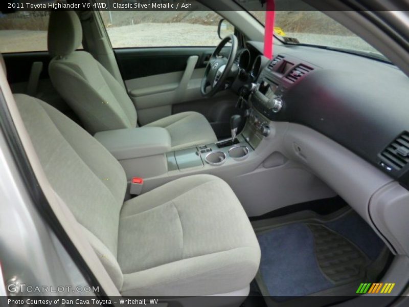 Classic Silver Metallic / Ash 2011 Toyota Highlander V6 4WD