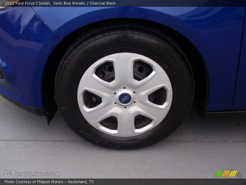 Sonic Blue Metallic / Charcoal Black 2012 Ford Focus S Sedan