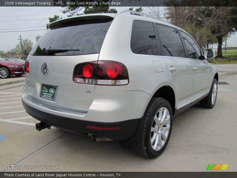 White Gold Metallic / Pure Beige 2008 Volkswagen Touareg 2 VR6