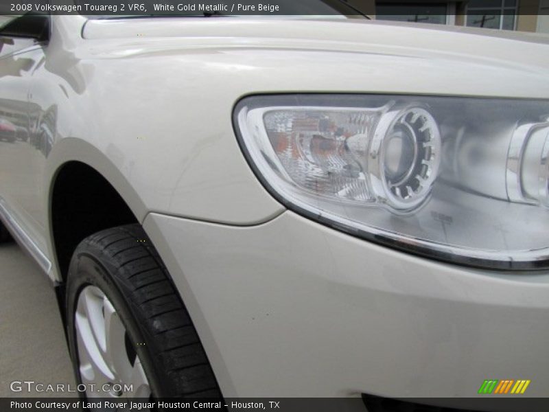 White Gold Metallic / Pure Beige 2008 Volkswagen Touareg 2 VR6