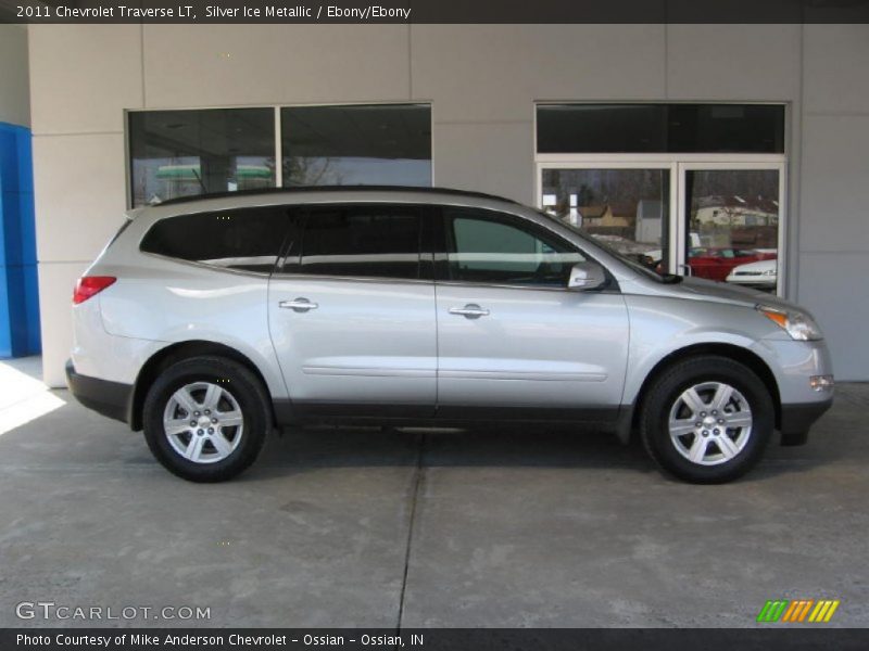 Silver Ice Metallic / Ebony/Ebony 2011 Chevrolet Traverse LT