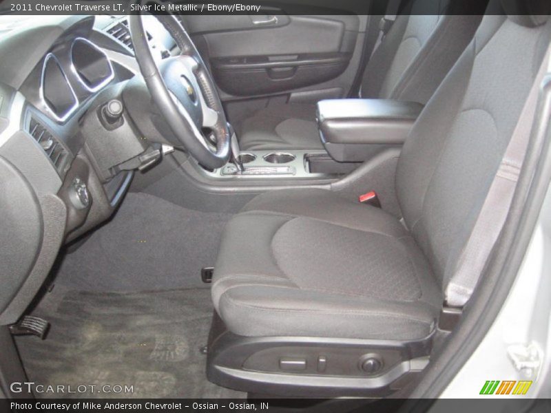 Silver Ice Metallic / Ebony/Ebony 2011 Chevrolet Traverse LT